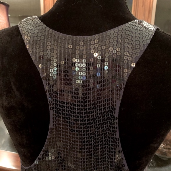 NWOT BCBG sequin and chiffon navy tank. - Picture 4 of 6